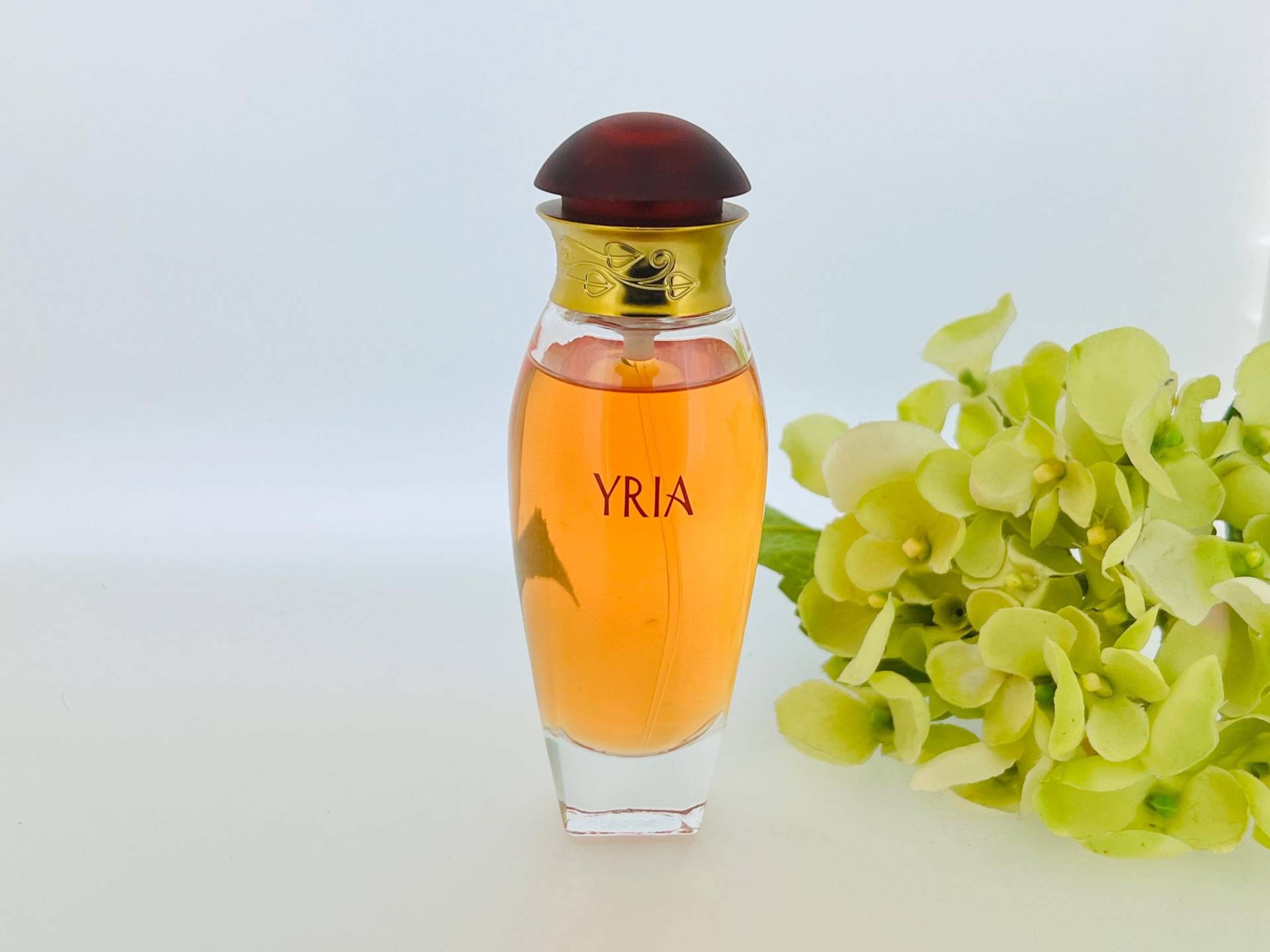 Vintage Yria, Yves Rocher 2001 Leau De Parfum 50 Ml Vintage Yria, Yves Rocher 2001 Leau De Parfum 50 Ml von VintagePerfumeShop
