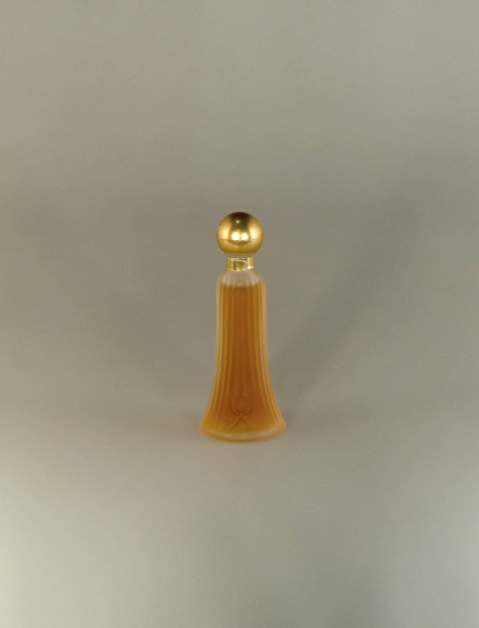 Lucien Lelong Indiscret Eau De Parfum Splash 7 Ml Miniature Lucien Lelong Indiscret Eau De Parfum Splash 7 Ml Miniature von VintageRetroEu