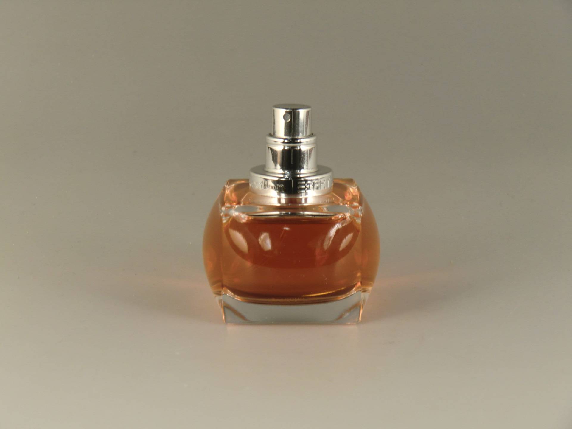 Original Vintage Esprit Collection Woman Eau De Toilette Spray 50 Ml/1, 7 Fl Oz Original Vintage Esprit Collection Woman Eau De Toilette Spray 50 Ml/1, 7 Fl Oz von VintageRetroEu