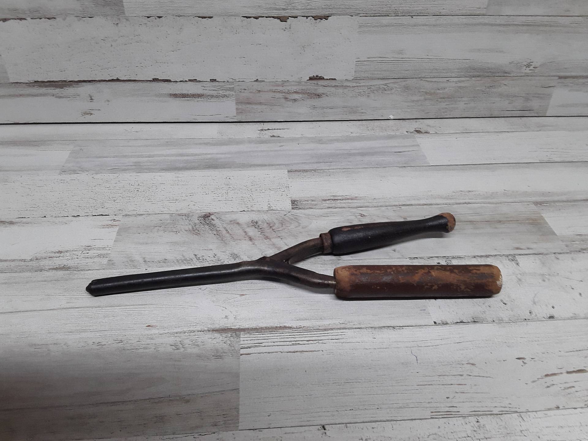 Primitive Curling Eisen/Schönheit Shop Dekor Bügeleisen Haar Primitive Curling Eisen/Schönheit Shop Dekor Bügeleisen Haar von VintageTennHouse