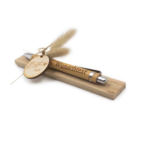 VmG-Store Holz Kugelschreiber als Geschenkidee zum Muttertag Mama Vatertag Geburtstag Papa Oma und Opa Arbeitskollege Freundin Freund (Mit Wunschname, 02 Bester Papa) von VmG-Store