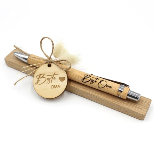 VmG-Store Holz Kugelschreiber als Geschenkidee zum Muttertag Mama Vatertag Geburtstag Papa Oma und Opa Arbeitskollege Freundin Freund (Ohne Wunschname, 03 Beste Oma) von VmG-Store