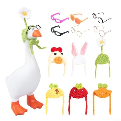 Volakebeing Mini-Strickmützen mit Sonnenbrille für 17,8 cm große Schreibtisch-Gans-Figuren, weiches Strickstoff-Zubehör mit Ananas, Blume, Erdbeere, Küken, 6er-Set Volakebeing Mini-Strickmützen mit Sonnenbrille für 17,8 cm große Schreibtisch-Gans-Figuren, weiches Strickstoff-Zubehör mit Ananas, Blume, Erdbeere, Küken, 6er-Set von Volakebeing