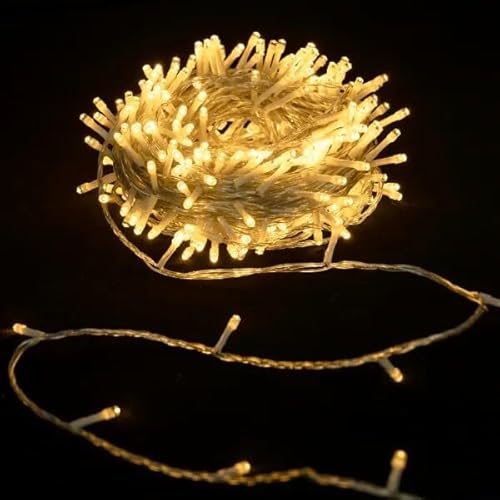 VoltShine Lichterkette mit 3 AA-Batterien, 15 m, warmweiß, ideal für Innen- und Außendekoration bei Festlichkeiten und Veranstaltungen. VoltShine Lichterkette mit 3 AA-Batterien, 15 m, warmweiß, ideal für Innen- und Außendekoration bei Festlichkeiten und Veranstaltungen. von VoltShine