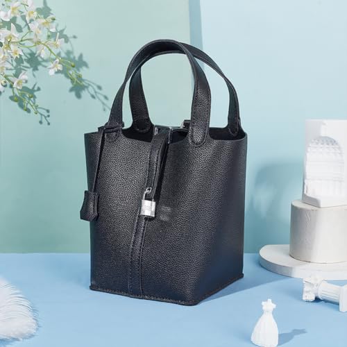 WADORN DIY Set Zur Herstellung von Einkaufstaschen Aus PU-Leder, Nähset Aus Material Zur Herstellung von Handtaschen Aus PU-Leder DIY Nähset Zur Herstellung von Einkaufstaschen, Schwarz WADORN DIY Set Zur Herstellung von Einkaufstaschen Aus PU-Leder, Nähset Aus Material Zur Herstellung von Handtaschen Aus PU-Leder DIY Nähset Zur Herstellung von Einkaufstaschen, Schwarz von WADORN