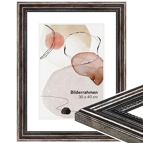 WANDStyle Bilderrahmen Metall-Optik 40x60 cm aus Holz im Barock-Stil zum Aufhängen, Posterrahmen Made in Germany - H450 von WANDStyle