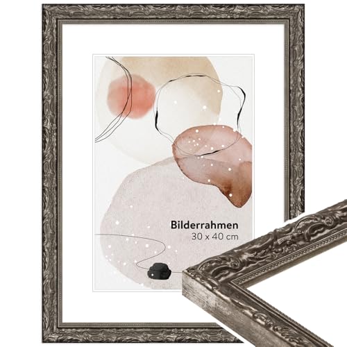 WANDStyle Bilderrahmen Silber 50x70 cm aus Holz im Barock-Stil zum Aufhängen, Posterrahmen Made in Germany - H530 WANDStyle Bilderrahmen Silber 50x70 cm aus Holz im Barock-Stil zum Aufhängen, Posterrahmen Made in Germany - H530 von WANDStyle