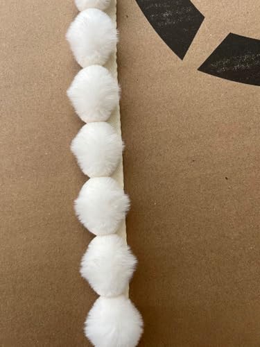 WANYI Kunstfell Band 3cm Breit Kunstfell zum Basteln BommelBorte Meterware Borte zum Nähen Plüsch Bommelband für DIY Basteln Kleidung Weihnachtsdeko(Weiß 02) von WANYI