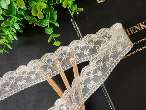 WANYI Spitzenband aus Baumwolle Spitzenborte zum Nähen 4CM Breite Spitzenbordüre Vintage Häckelspitzenband Bordüre Stoff für DIY Nähen Handwerk Unterwäsche Zubehör(2 Yards-Beige) von WANYI