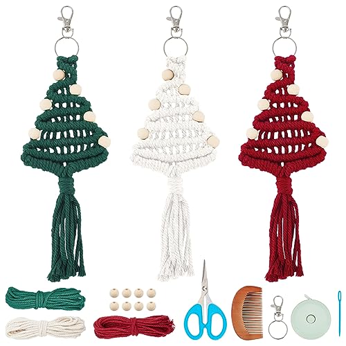 WEBEEDY 3 Set Makramee Schlüsselanhänger Weihnachtsschmuck Makramee Weihnachtsbaum Kit DIY Weihnachts Bastelsets Mit Makramee Perlen Makramee Zubehör Auto Hängedekoration Für Weihnachten von WEBEEDY