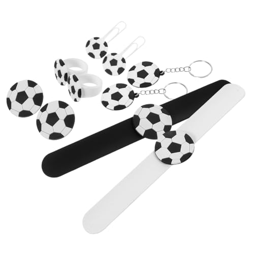 WEKAMOS 10 Stück Teiliges Fußball Party Geschenkset mit Schlüsselanhängern Armbändern Pins und Ringen für Jungen Vielseitig als Lesezeichen Geburtstag Urlaub Sichere PVC und WEKAMOS 10 Stück Teiliges Fußball Party Geschenkset mit Schlüsselanhängern Armbändern Pins und Ringen für Jungen Vielseitig als Lesezeichen Geburtstag Urlaub Sichere PVC und von WEKAMOS