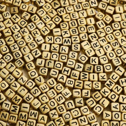 Alphabet-Perlen, 6 x 6 mm, goldfarben, würfelförmig, Acryl, schwarz, Buchstabenperlen, für Armbänder und Schmuckherstellung, 1200 Stück von WHEAZIENS