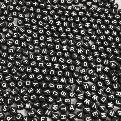 Alphabet-Perlen, schwarz, rund, Acryl, weiß, Buchstabenperlen, 4 x 7 mm, für Armbänder und Schmuckherstellung, 1200 Stück von WHEAZIENS