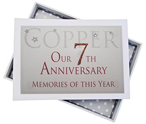 WHITE COTTON CARDS 7th Copper Anniversary Memories of This Year, Tiny Album, Glitter & Words, Holz, weiß, 12.5x17.5x2.5 cm von WHITE COTTON CARDS