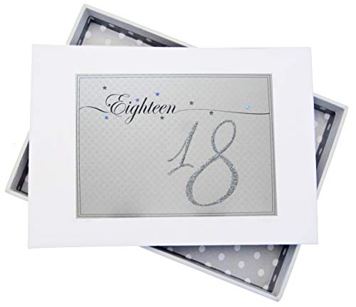 White Cotton Cards LLN18T Mini-Fotoalbum für 18. Geburtstag, Aufschrift "Eighteen Holographisch, Sparkly" White Cotton Cards LLN18T Mini-Fotoalbum für 18. Geburtstag, Aufschrift "Eighteen Holographisch, Sparkly" von WHITE COTTON CARDS