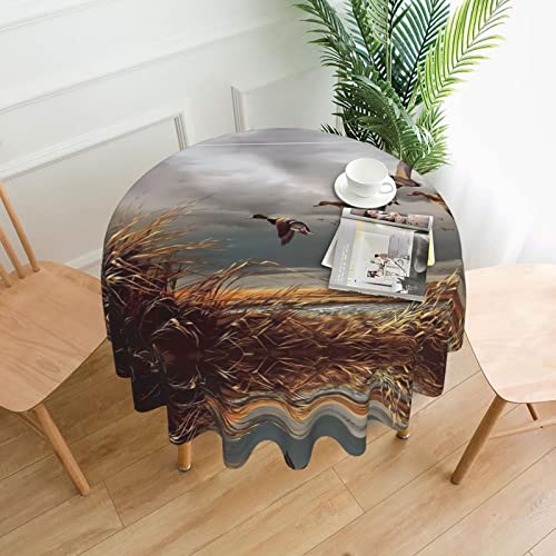 WHJYCC Runde Tischdecke mit Jagd-Motiv fliegende Wildenten, Durchmesser 152 cm, geeignet für Innen- und Außenbereich, Buffet, Picknick, Hochzeit, Party, Küchendekoration WHJYCC Runde Tischdecke mit Jagd-Motiv fliegende Wildenten, Durchmesser 152 cm, geeignet für Innen- und Außenbereich, Buffet, Picknick, Hochzeit, Party, Küchendekoration von WHJYCC