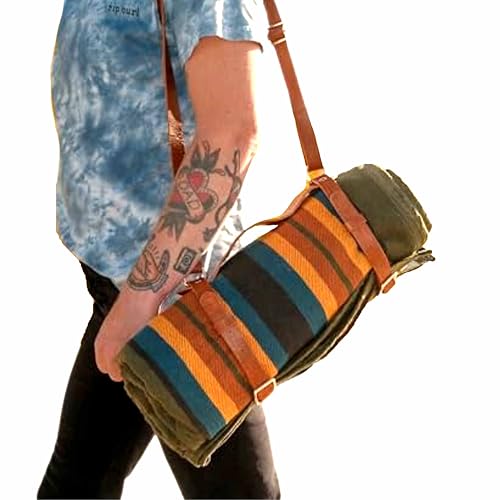 WP West Path Motorrad-/Cowboy-Tagesdecke, gewachste Canvas-Decke mit veganem Lederband, Deckenrolle mit wasserdichter Rückseite und Träger (Olivgrün mit Gurt) von WP West Path
