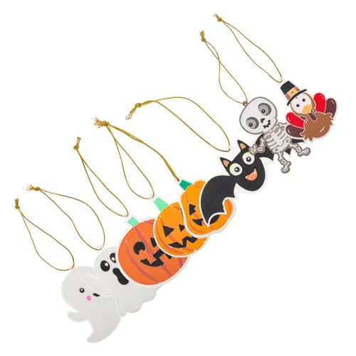 WRITWAA 8 Stck. Teiliges Halloween Hängedekor mit Kürbis Geist Fledermaus und Flamingo Sichere Kleine Halloween Anhänger für Party und Wohnraumdekoration Vielseitig und Langlebig von WRITWAA