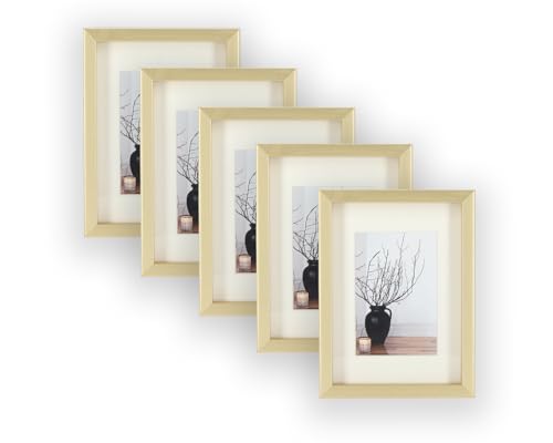 Wackadoo® 5er Set Holz Bilderrahmen Set, FSC® Holzrahmen Gold Fotowand Bilderrahmen Fotogalerie Wandcollage Fotorahmen mit Glasscheibe mit Passepartout (10x15 cm) von Wackadoo