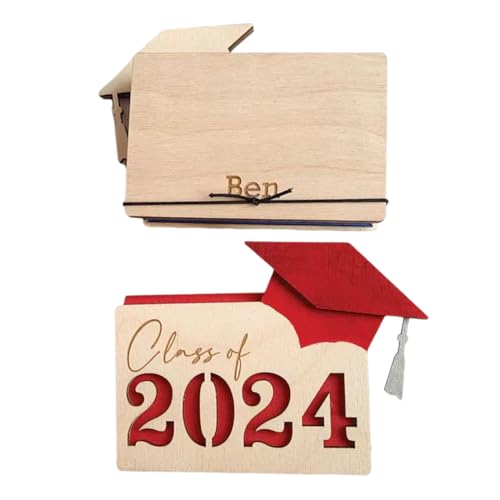 Holzkartenhalter 2024 Abschlusskarten Brieftasche 2024 Abschlusskoffer Mit Elastischer Bandverschluss Holzbox Holzkartenhalter 2024 Abschlusskarten Brieftasche 2024 Abschlusskoffer Mit Elastischer Bandverschluss Holzbox von Wdbild