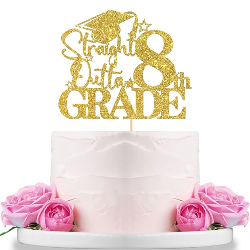 WeBenison Straight Outta Tortenaufsatz für die 8. Klasse, Mittelschule, Abschlussfeier, Kuchendekoration, Klasse 2024, Abschlussfeier, Party-Dekorationen, Zubehör, Gold-Glitzer WeBenison Straight Outta Tortenaufsatz für die 8. Klasse, Mittelschule, Abschlussfeier, Kuchendekoration, Klasse 2024, Abschlussfeier, Party-Dekorationen, Zubehör, Gold-Glitzer von WeBenison