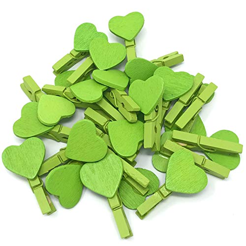 Mini-Wäscheklammern mit passenden 18 mm grünen Herzen, 30 mm, für Shabby-Chic-Hochzeit, 50 Stück von Wedding Touches