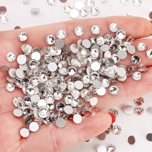 1440 Stück Glitzersteine Selbstklebend,Flatback Strasssteine,Strass Glitzersteine Nägel,Glitzer Basteln Diamanten für Gesichts-Make-Up Fingernagel Dekorationen Und Urlaubszubehör,4,6-4,8mm,Weiß von Whakano