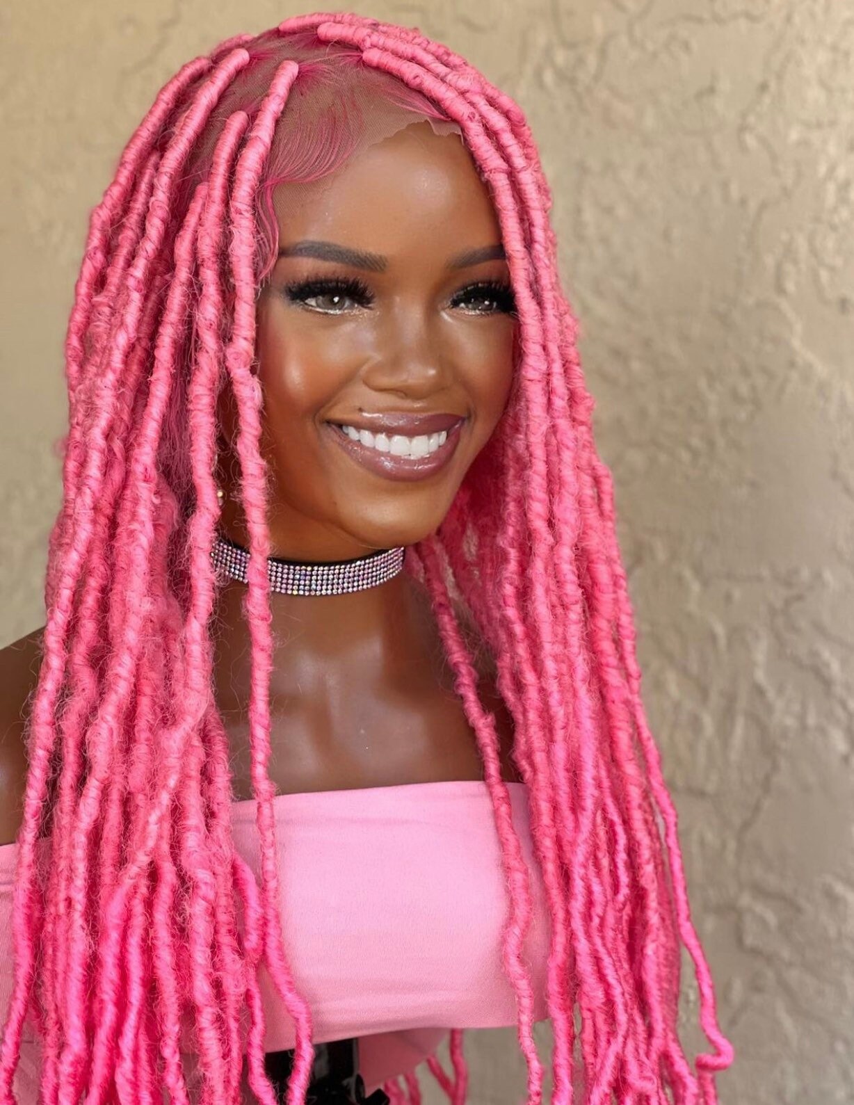 Kelly Soft Locs Perücke von WigsbyAdena360