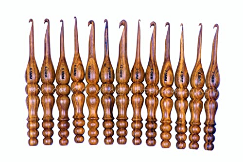 Premium Holz Häkelnadeln Set von 13 Größen 3,5 mm bis 12 mm Palisander Häkeln Ergonomische Soft Grip Haken zum Stricken & Häkeln Palisander Stricknadeln Strickgewebe Garn Basteln (12er Set) von Wood Carving International