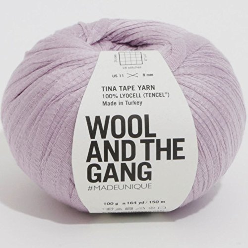 Wool and the Gang, Tina Tape Garn, Lovely Lilac, 100 g, Aran/Kammgarn Wool and the Gang, Tina Tape Garn, Lovely Lilac, 100 g, Aran/Kammgarn von Wool and the Gang