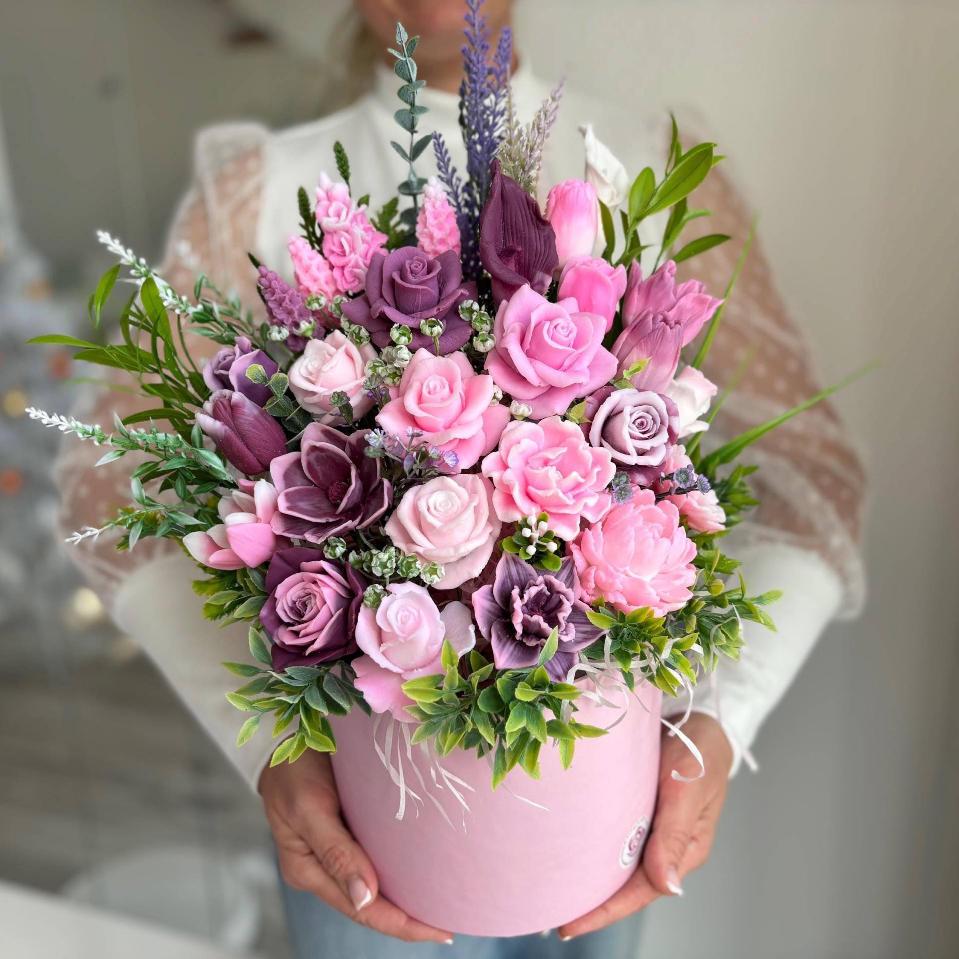 Extra Großer Seifenblumenstrauß in Pinker Geschenkbox - Handgemachte Natürliche Seifenblumen, Luxuriöse Geschenk. Geschenk Für Hochzeit von WunderBlumenBoutique