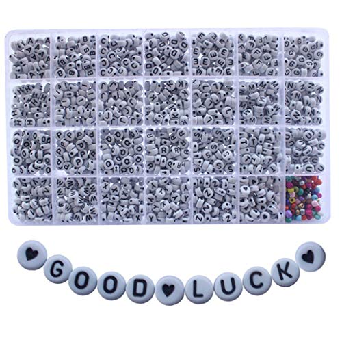 1600 Stück schwarze A-Z, Buchstaben, Herz, weiße runde Perlen, Schmuckherstellung, Perlen-Schlüsselanhänger-Set von XINgjyxzk