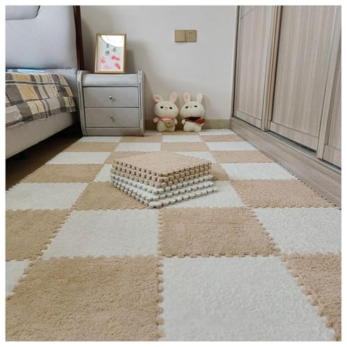 30 Stück 12 x 12 Zoll große ineinander greifende Plüsch-Teppichfliesen, Bodenmatte aus weichem Schaumstoff mit Quadraten, Flauschige Puzzle-Spielmatte aus Schaumstoff(Light Brown+White) von XUZWMAGZJ