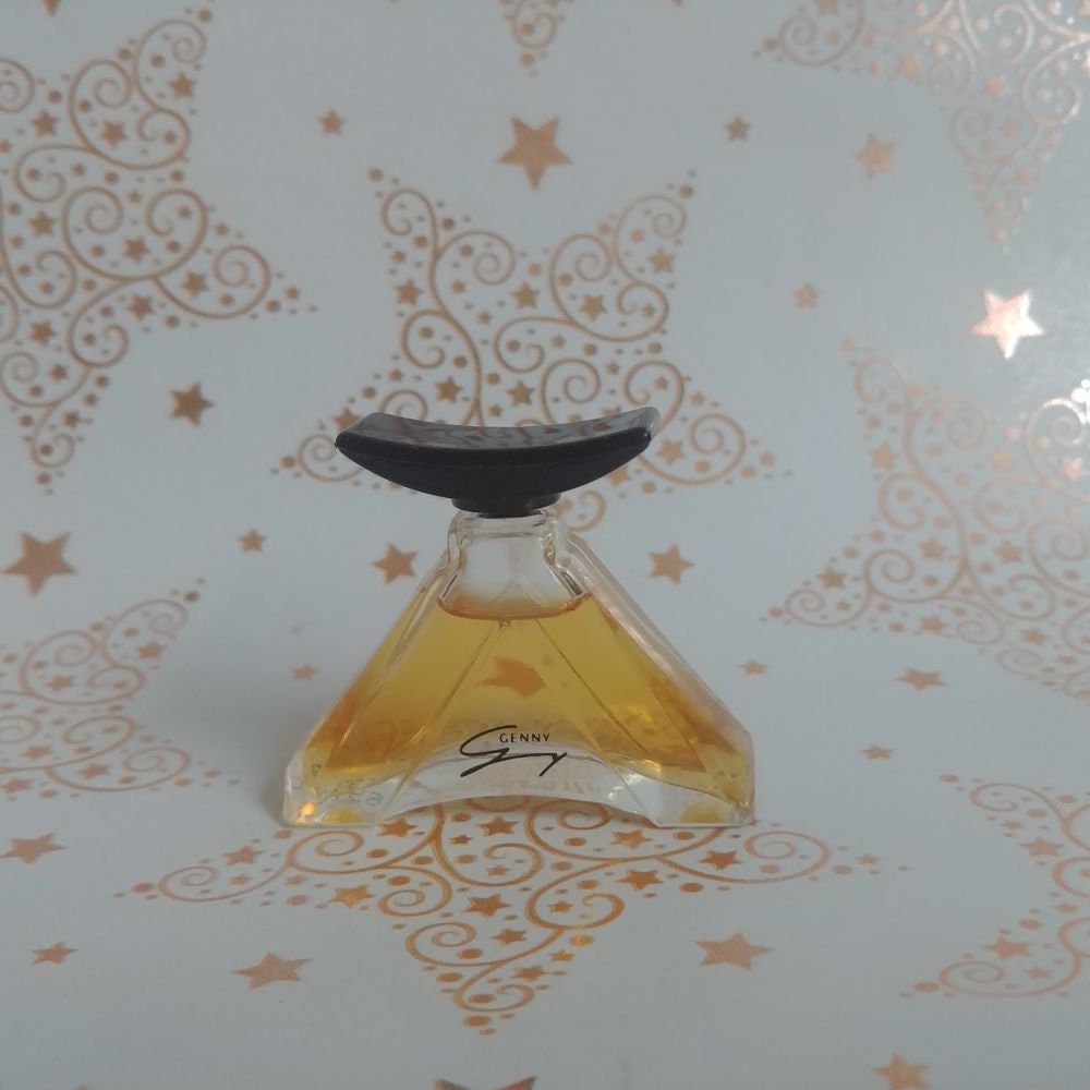 Miniatur Genny Von Diana Da Silva, 5 Ml Eau De Toilette 1987 Miniatur Genny Von Diana Da Silva, 5 Ml Eau De Toilette 1987 von Xoxiane
