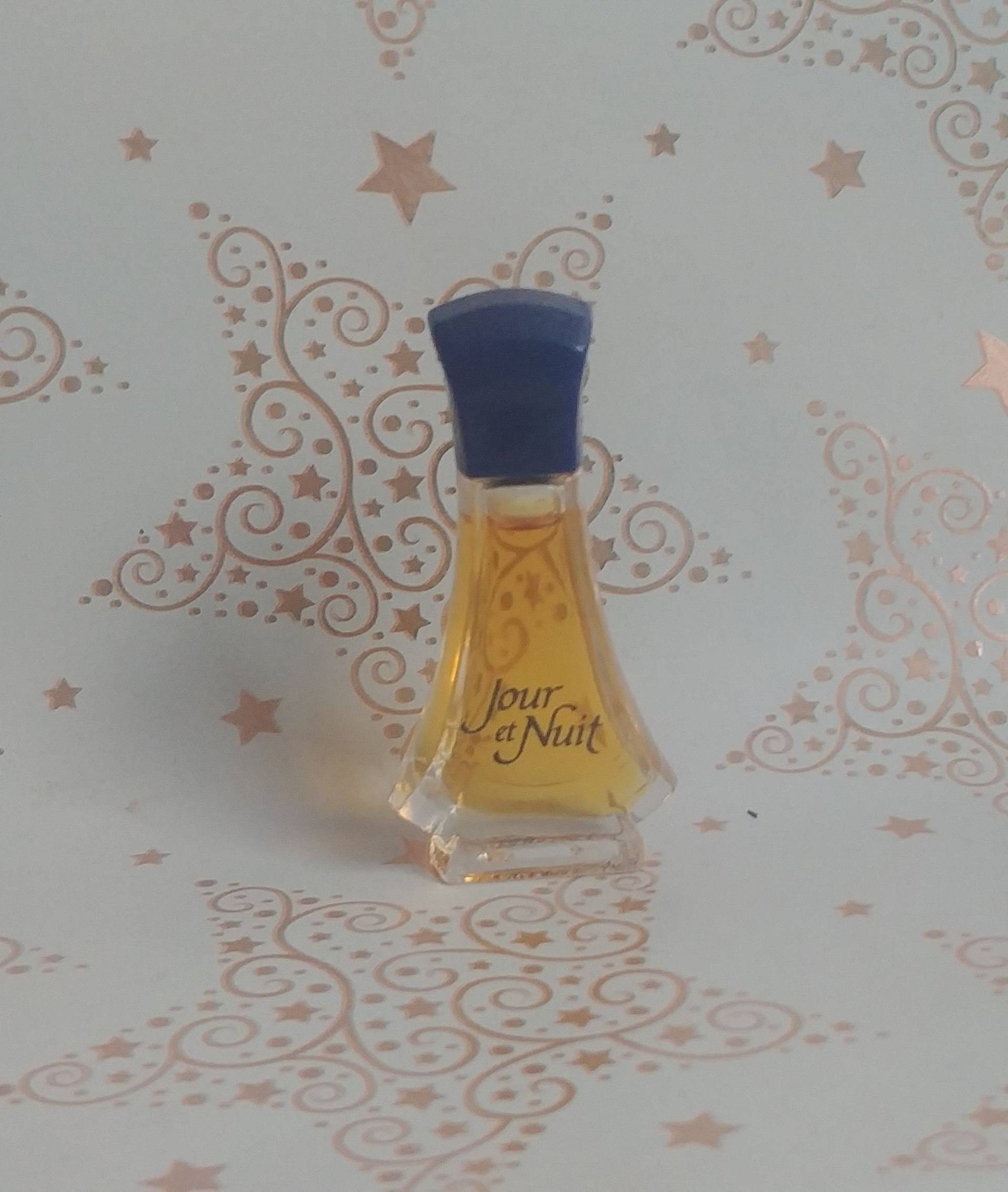 Miniatur Jour Et Nuit Von Depeche Mode, 5 Ml Eau De Toilette 1989 - Dépêche Mode Miniatur Jour Et Nuit Von Depeche Mode, 5 Ml Eau De Toilette 1989 - Dépêche Mode von Xoxiane