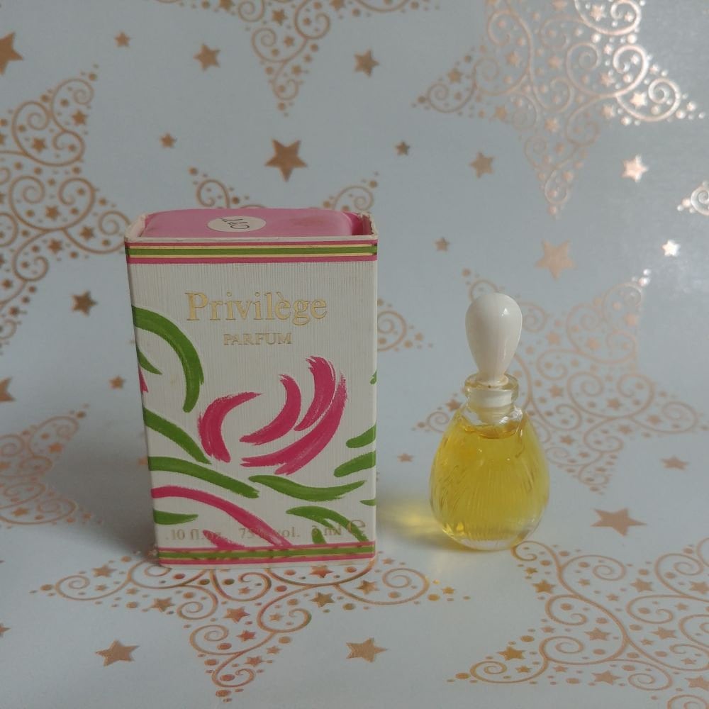 Miniatur Privilege Von Parfums Privilège, Reines Parfum, 3 Ml 1986 Miniatur Privilege Von Parfums Privilège, Reines Parfum, 3 Ml 1986 von Xoxiane