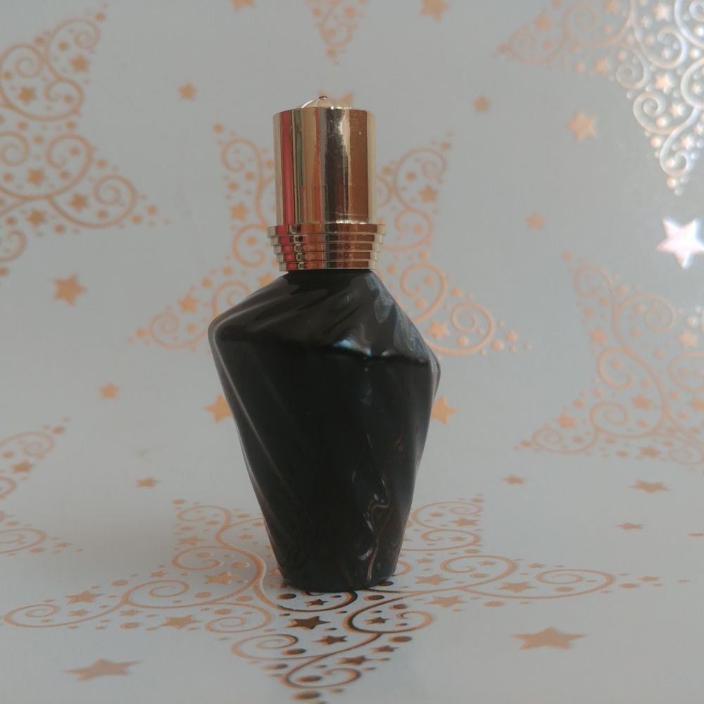 Miniatur Zoa Von Regine's, 5 Ml Eau De Toilette, 1992, Schwarze Version Miniatur Zoa Von Regine's, 5 Ml Eau De Toilette, 1992, Schwarze Version von Xoxiane