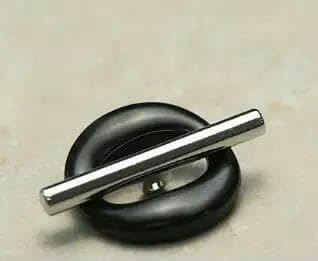 6 Stück/Los, Größe: 20,5 x 15 mm – 25 x 18 mm – 32 x 22,5 mm, Metallknöpfe im schlichten Stil, modischer Knopf, Nähen für Damenmäntel und Pullover (SS-3197), Schwarz, 32 x 22,5 mm, 6 Stück von YFSHC