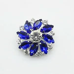 Stück 28 mm Blumenform Metall glänzende Strass-Glasknöpfe DIY Nähen dekoratives Kleidungszubehör-9 Stück 28 mm Blumenform Metall glänzende Strass-Glasknöpfe DIY Nähen dekoratives Kleidungszubehör-9 von YFSHC