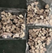 YIEUR 300 Stück Herz Holz, 22mm Herzchen Holzscheiben mit love Wort, glücklich Klein herz Deko für Hochzeit Weihnachts Geburtstag Streudeko Tischdeko(hell-22) von YIEUR