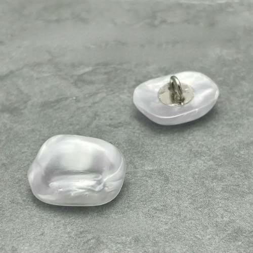 10 Stück modische Perlmuttknöpfe, schöne unregelmäßige Perlmutt-Metall-Schaftknöpfe, Damenbekleidungszubehör, Weiß, 21 x 15 mm 10 Stück modische Perlmuttknöpfe, schöne unregelmäßige Perlmutt-Metall-Schaftknöpfe, Damenbekleidungszubehör, Weiß, 21 x 15 mm von YJMYZ