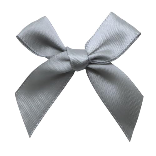 YKAFADE 25 Stück Satin Schleifen, Satinband Mini Schleifen zum Basteln Klein Schleifer 5×5cm Geschenkschleifen für Nähen, Hochzeit Deko, Karten DIY Basteln Geschenkverpackung -Silber grau YKAFADE 25 Stück Satin Schleifen, Satinband Mini Schleifen zum Basteln Klein Schleifer 5×5cm Geschenkschleifen für Nähen, Hochzeit Deko, Karten DIY Basteln Geschenkverpackung -Silber grau von YKAFADE