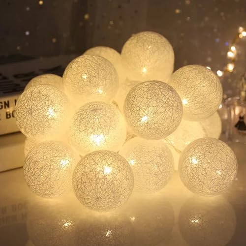 LED Lichterkette Baumwollkugeln,1.5M 10LED Kugeln Lichterkette,Batteriebetrieben,Cotton Ball Lichterketten für Weihnachten Hochzeit Kinderzimmer Party Deko LED Lichterkette Baumwollkugeln,1.5M 10LED Kugeln Lichterkette,Batteriebetrieben,Cotton Ball Lichterketten für Weihnachten Hochzeit Kinderzimmer Party Deko von YeahBoom