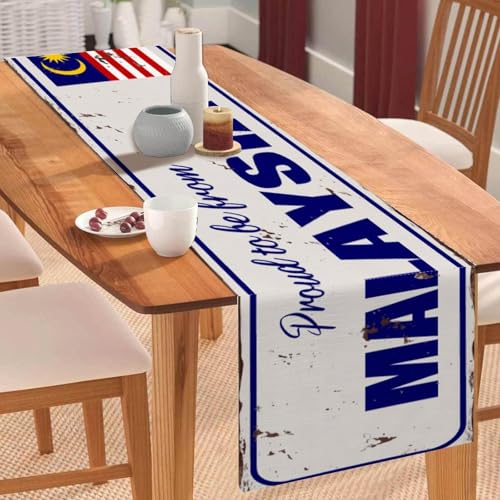 Tischläufer "Proud to Be from Malaysia", Malaysia-Flagge, Couchtischläufer, Feiertags-Tischdekoration für Küche, Esstisch, Dekoration für Zuhause, Party-Dekoration, 33 x 91 cm Tischläufer "Proud to Be from Malaysia", Malaysia-Flagge, Couchtischläufer, Feiertags-Tischdekoration für Küche, Esstisch, Dekoration für Zuhause, Party-Dekoration, 33 x 91 cm von Yelolyio