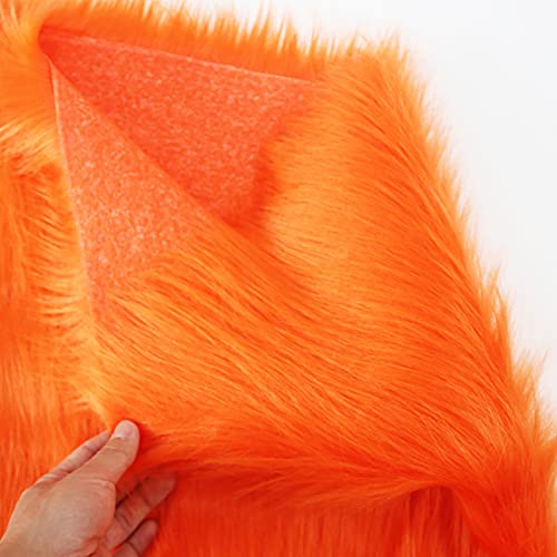 Yimihua Kunstpelzstoff Plüschstoff langfloriges Kunstpelzmaterial Flauschiger Stoff für Kostümmode Teppiche Requisiten Kulissen Cosplay Stuhldekoration 150cm*50cm(Color:Orange) von Yimihua