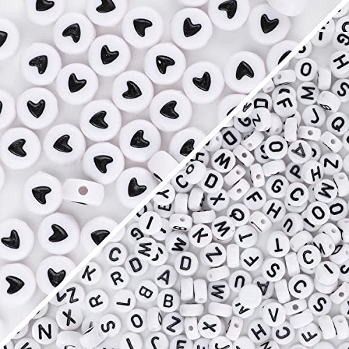 400 Stück Buchstaben Herz Perlen, 7mm Alphabet Spacer Perlen Acryl Herzperlen Flach Alphabet Armband Weihnachtsgeschenke für DIY Armbänder Schmuck (Weiß) von Yoosso
