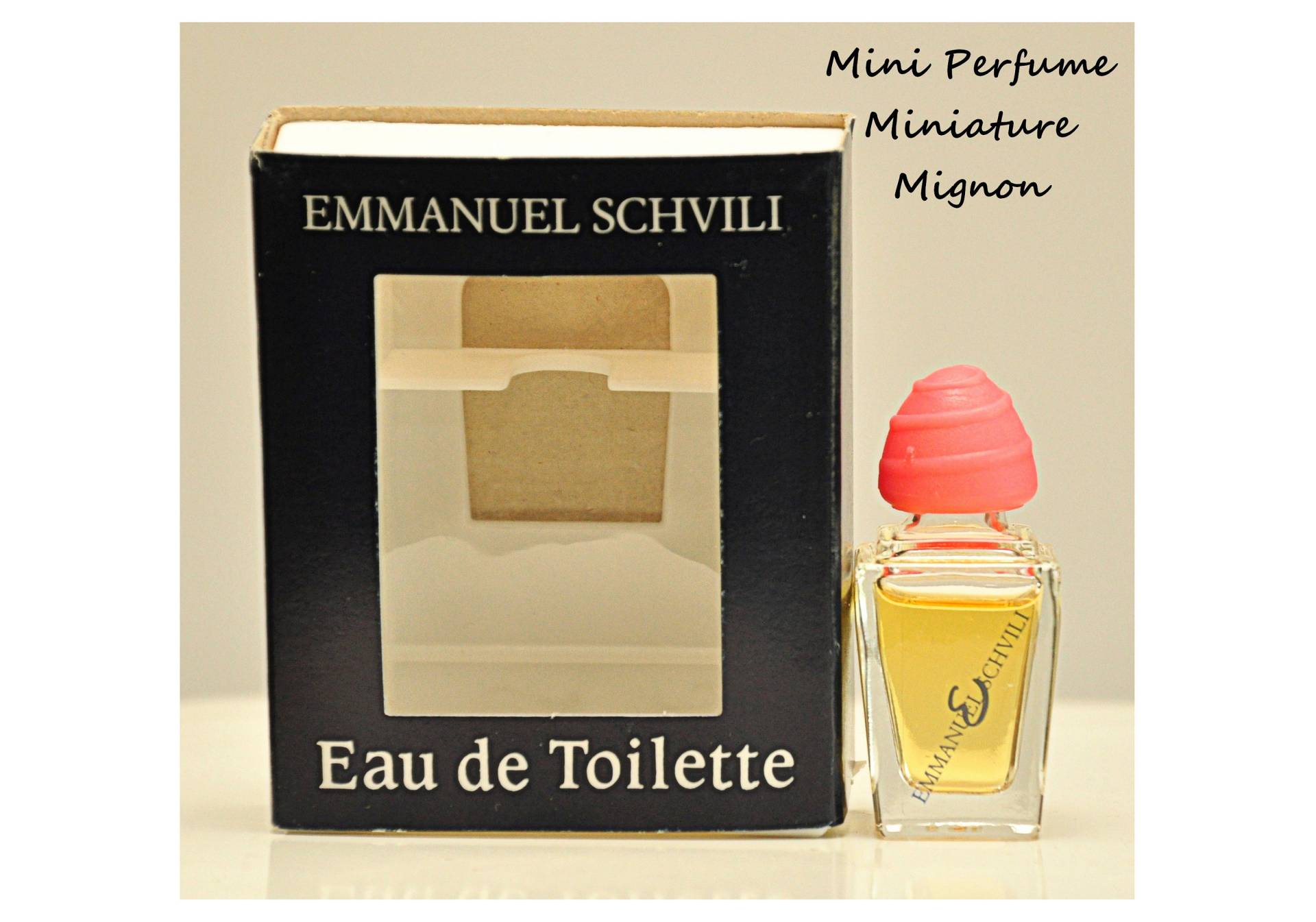 Emmanuel Schvili Von Eau De Toilette Edt 7, 5 Ml Miniatura Splash Non Spray Damenparfüm Seltene Vintage 80Er Jahre Emmanuel Schvili Von Eau De Toilette Edt 7, 5 Ml Miniatura Splash Non Spray Damenparfüm Seltene Vintage 80Er Jahre von YourVintagePerfume