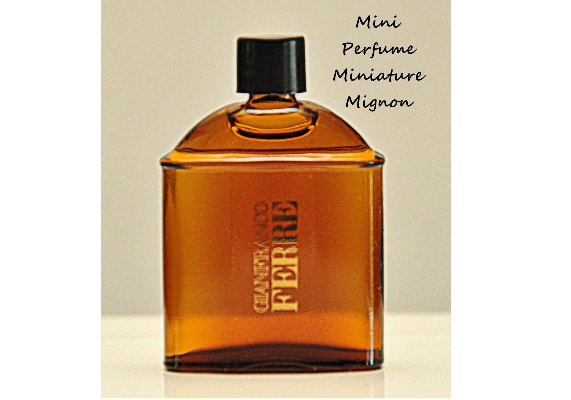 Gianfranco Ferré For Man Von Eau De Toilette Edt 5 Ml Miniature Splash Non Spray Herrenparfüm Seltener Jahrgang 1986 Gianfranco Ferré For Man Von Eau De Toilette Edt 5 Ml Miniature Splash Non Spray Herrenparfüm Seltener Jahrgang 1986 von YourVintagePerfume