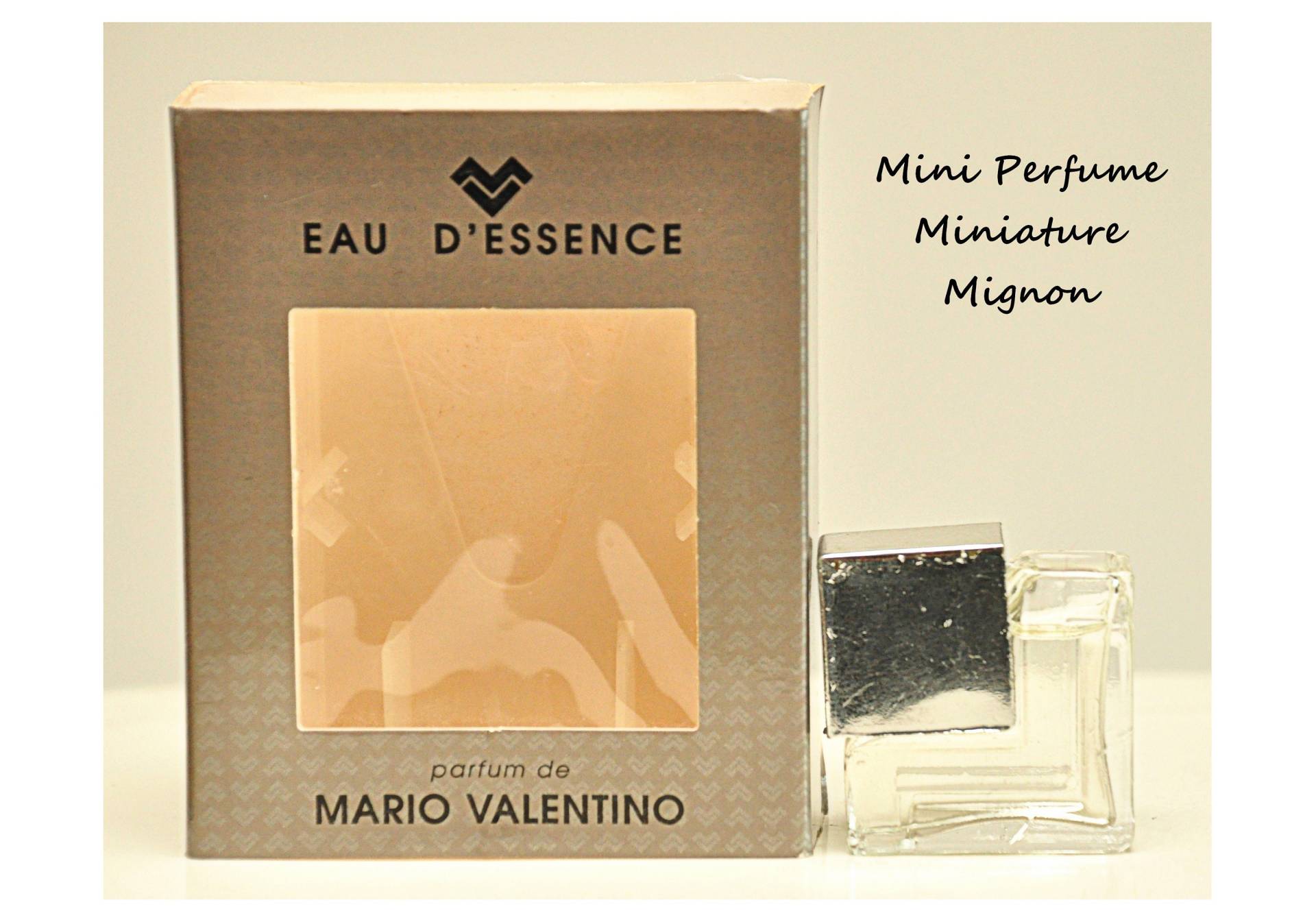 Mario Valentino Eau D'essence De Parfum Edp 5Ml Miniatur Splash Non Spray Damenparfüm Seltener Jahrgang 1999 von YourVintagePerfume
