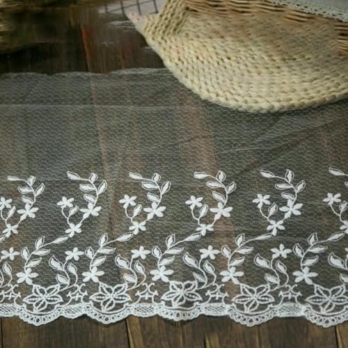 32 mm breites weißes Spitzenband für Hochzeitskleid, Handarbeit, DIY, Basteln, Nähen, Dekoration, Stoff, florale Spitzenbesatzung 2021-XZ215-2 Yards 32 mm breites weißes Spitzenband für Hochzeitskleid, Handarbeit, DIY, Basteln, Nähen, Dekoration, Stoff, florale Spitzenbesatzung 2021-XZ215-2 Yards von ZFISH